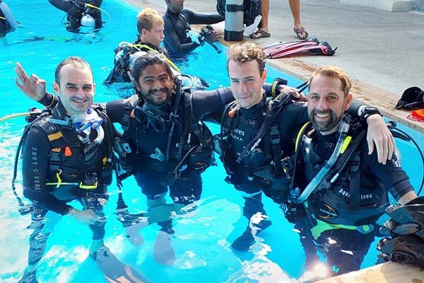 Achyut diving instructor 